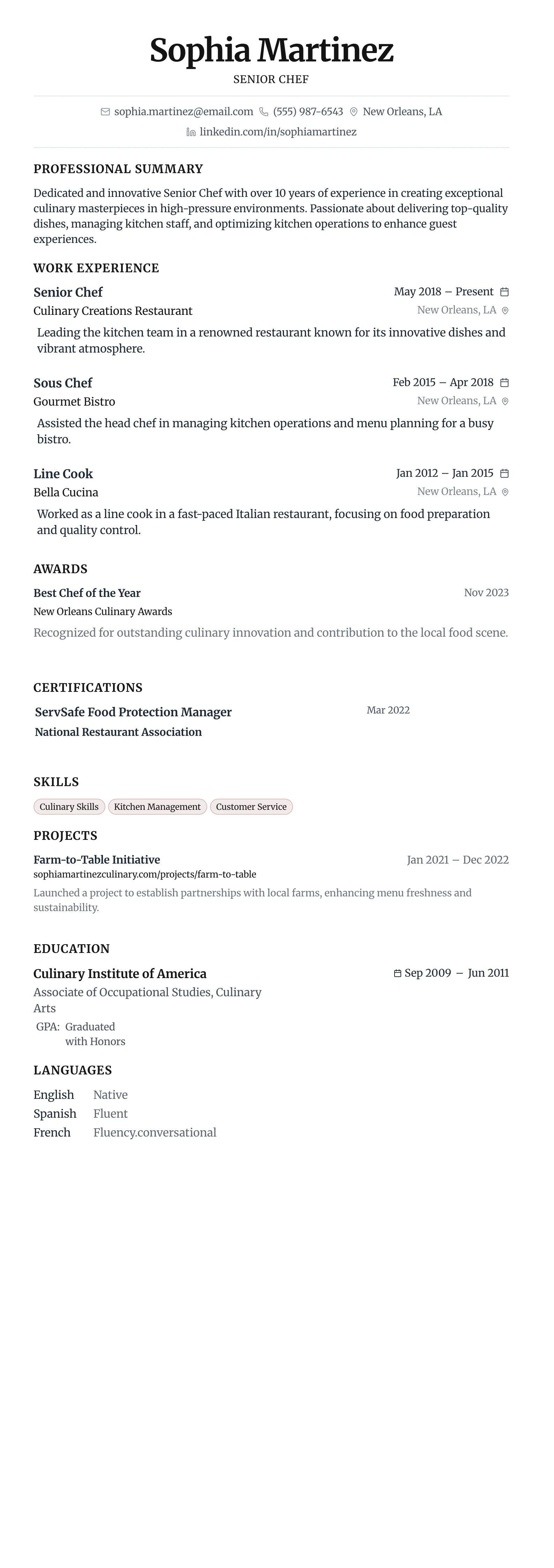 Minimalist Centered template preview