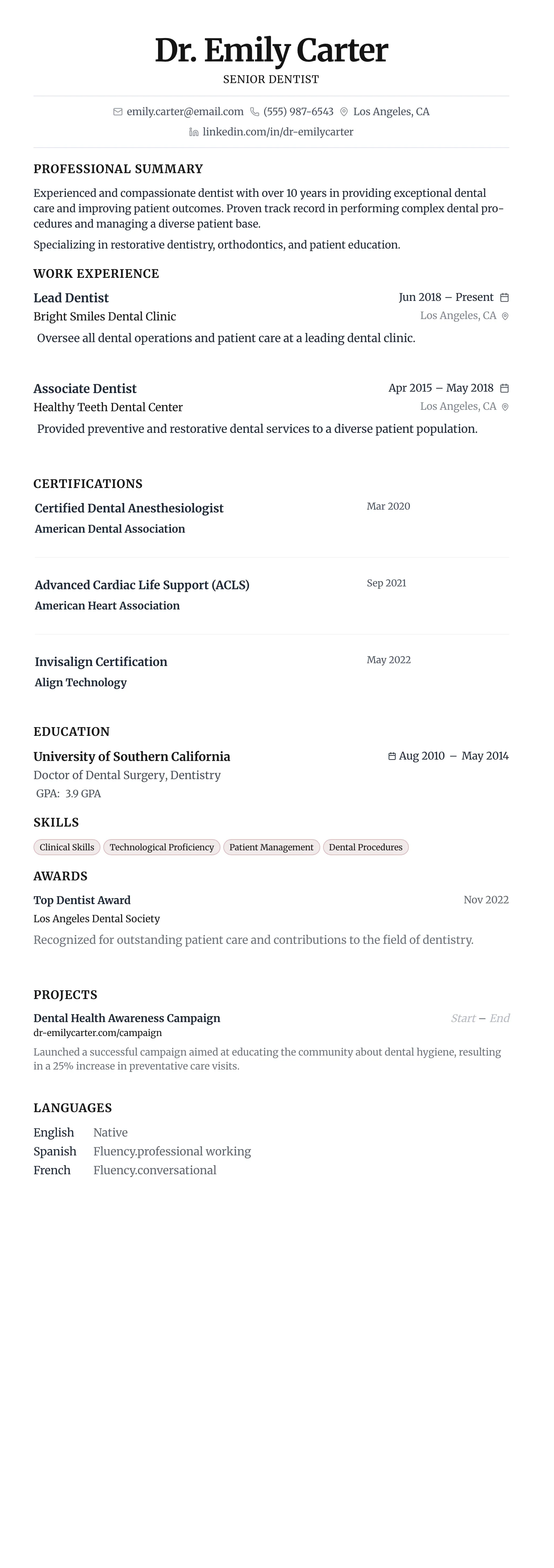 Minimalist Centered template preview